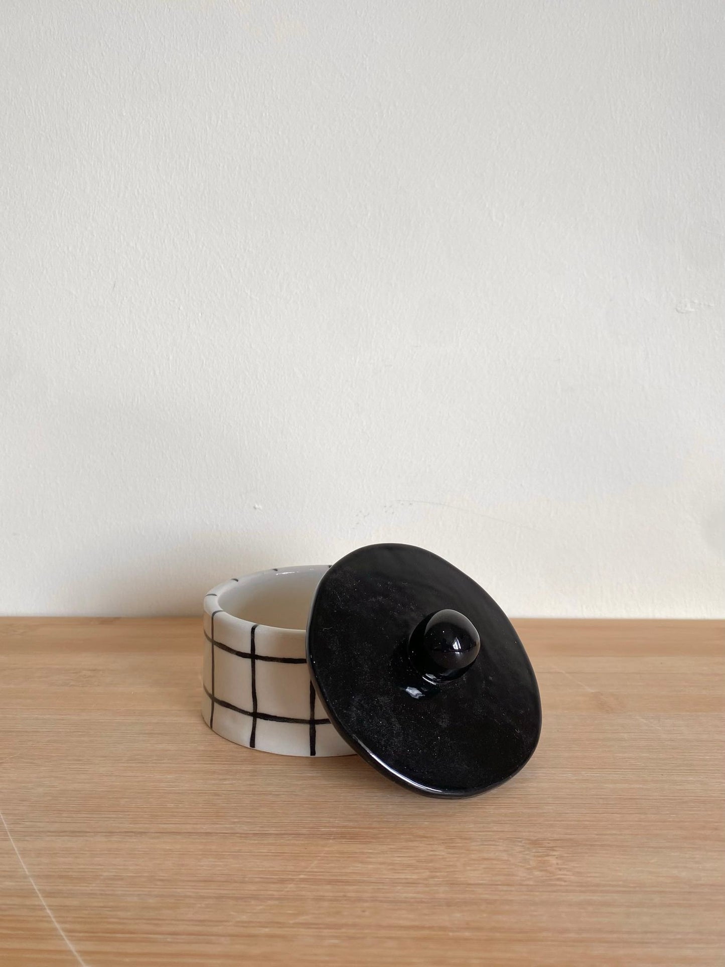 Grid Jar