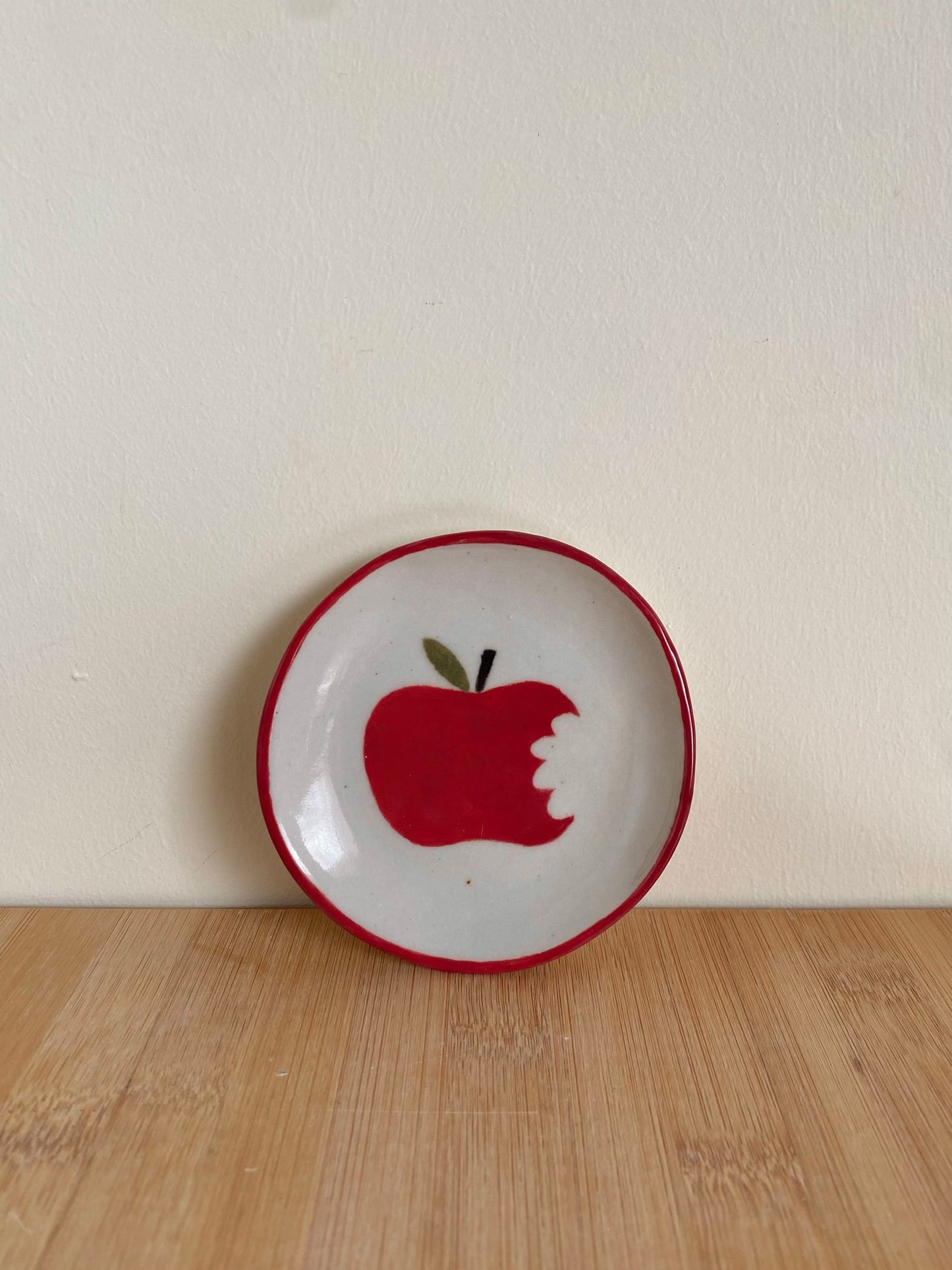 Small Apple Dish
