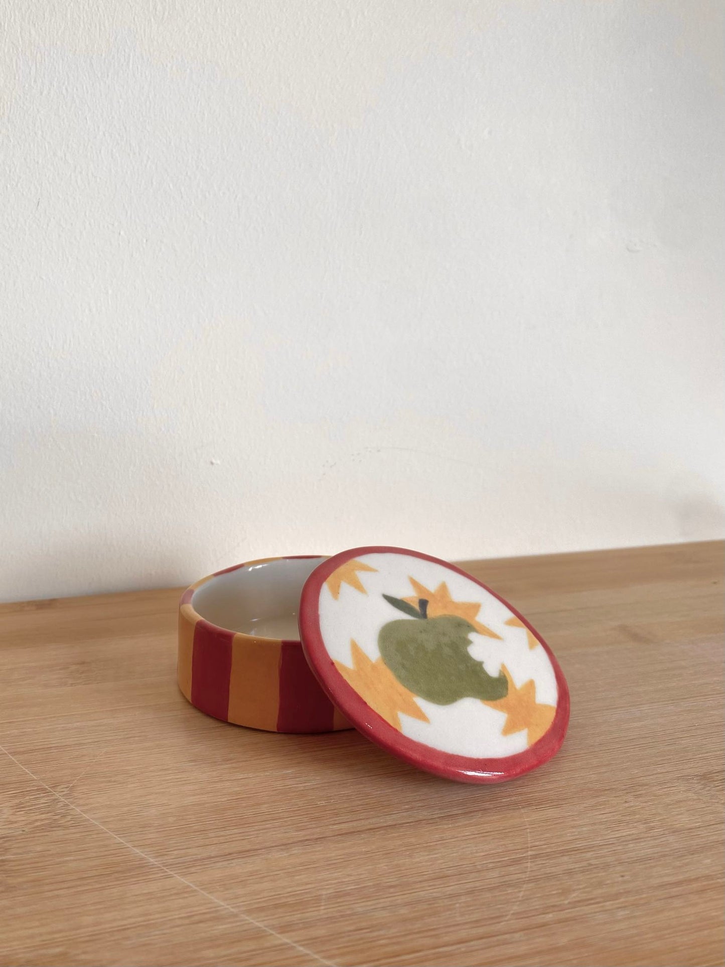 Apple Jar