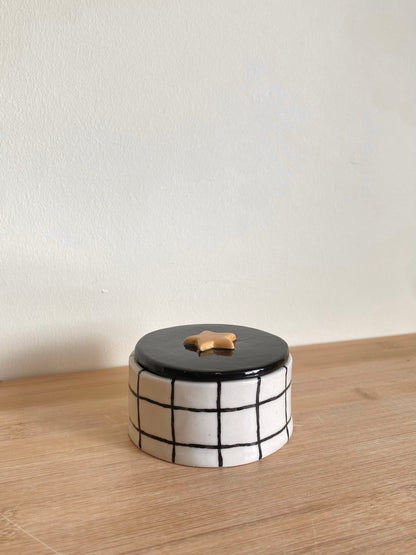 Grid Star Jar