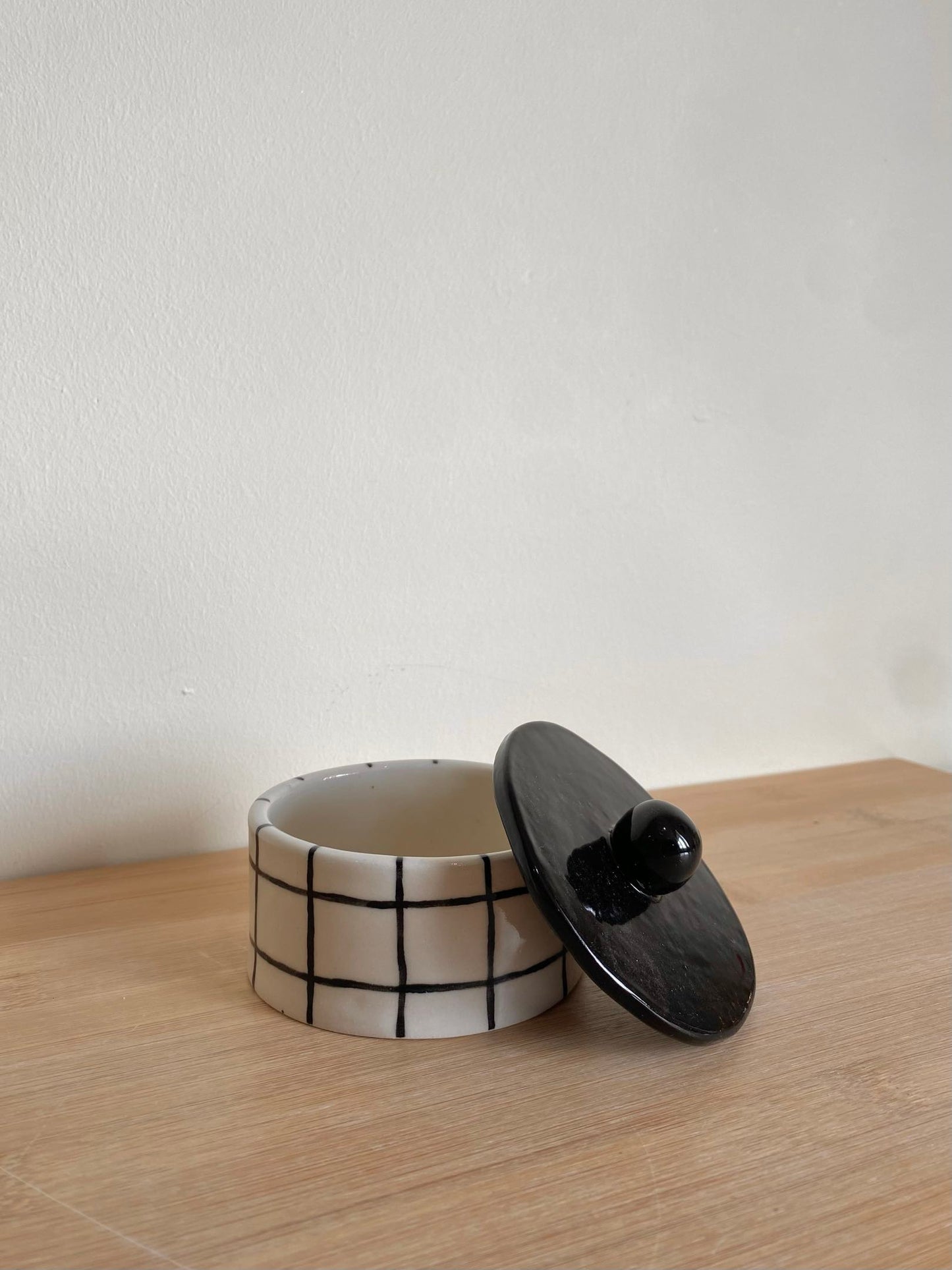 Grid Jar