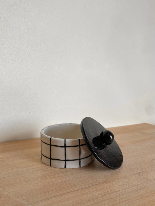 Grid Jar