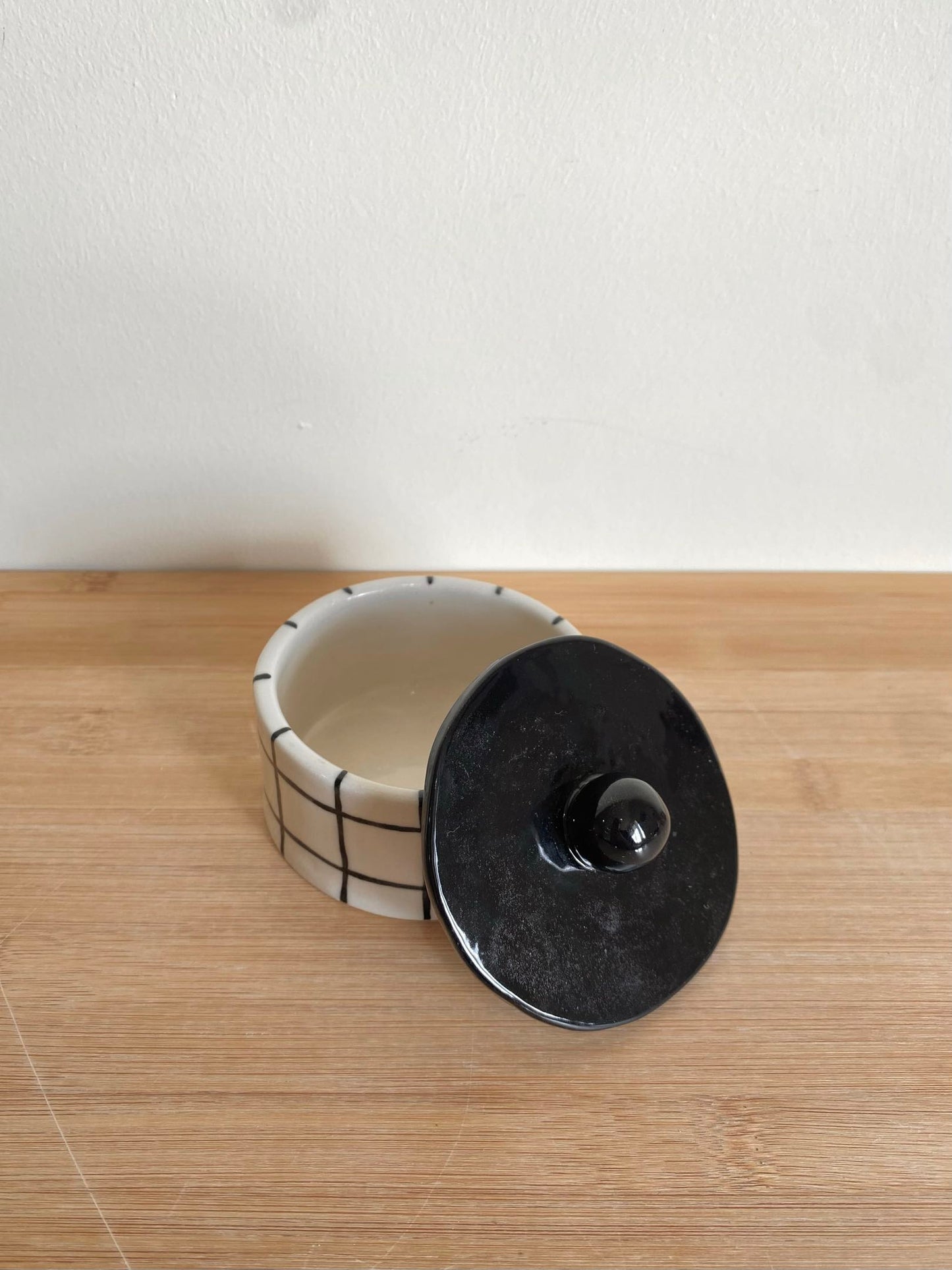 Grid Jar