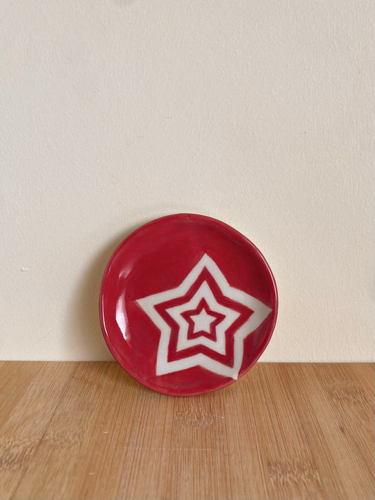 Small Red Star Dish