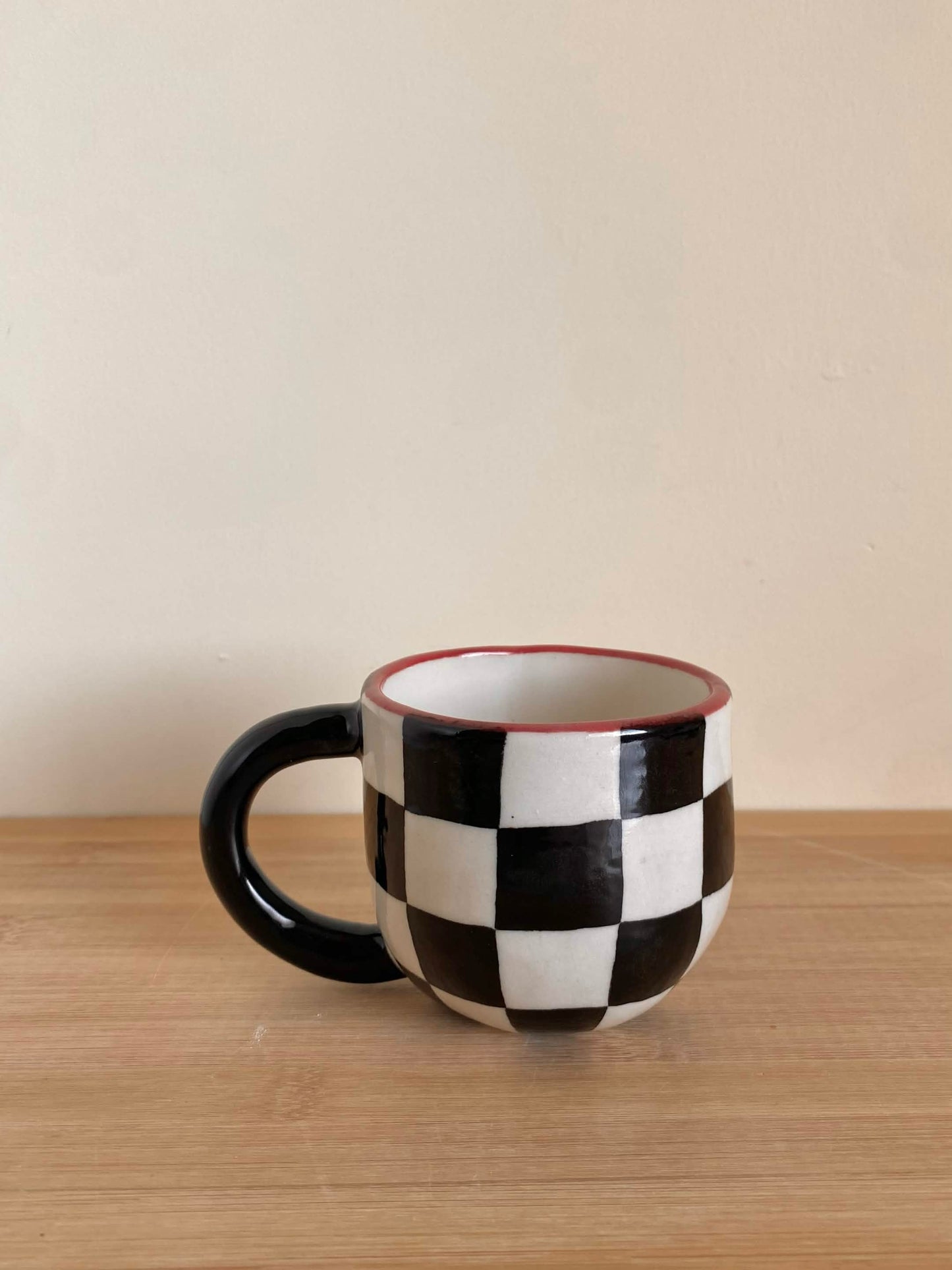 Red Checkered Mug 0.22