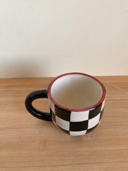 Red Checkered Mug 0.22
