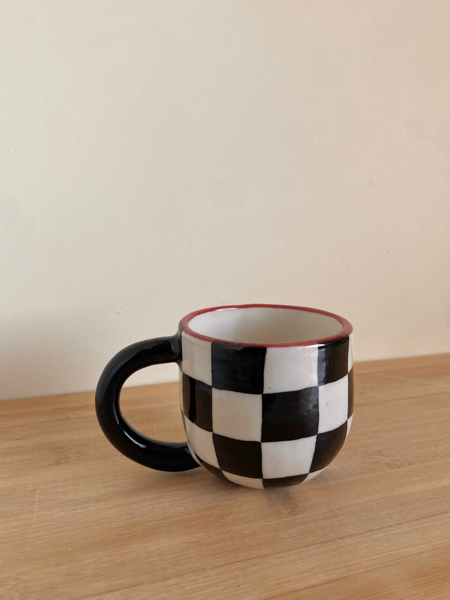 Red Checkered Mug 0.22
