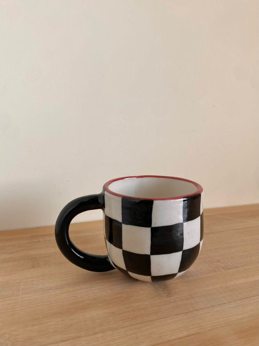 Red Checkered Mug 0.22